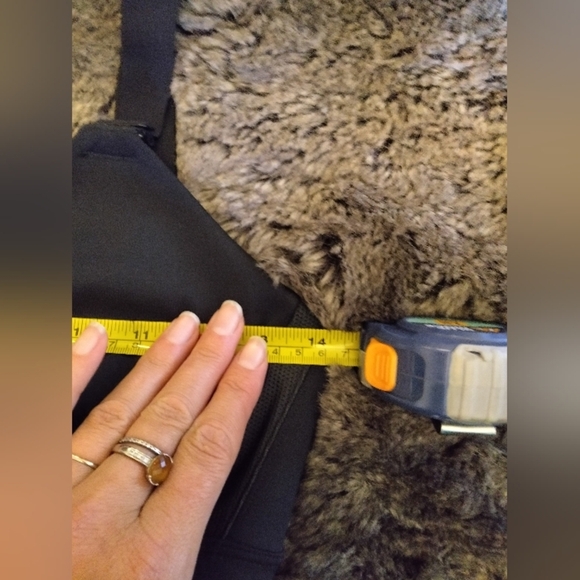 Nike Alpha Women's High-Support Padded Adjustable Sports Bra Size S - Picture 2 of 4